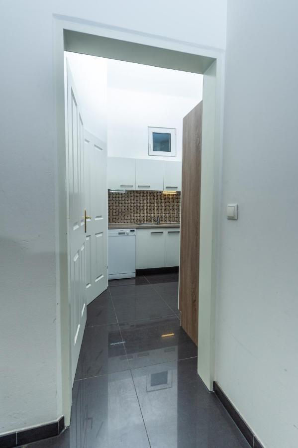 Moderne 2-Zimmer Wohnung In Wien Exterior photo